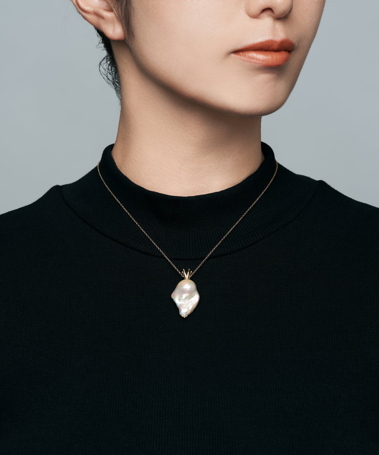 crown baroque pearl pendant_y